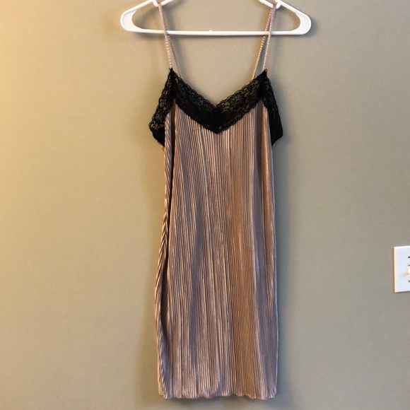 Poof! Dresses & Skirts - Ribbed blush dress